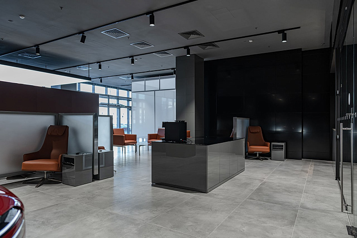 GENESIS БорисХоф Центр