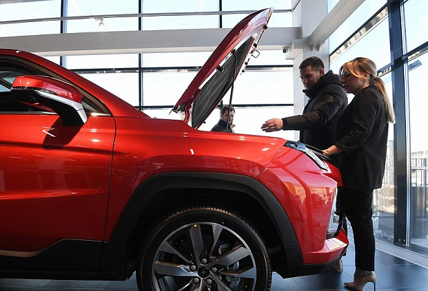 Известия: У Пети было три лимона: почему дорожают автомобили