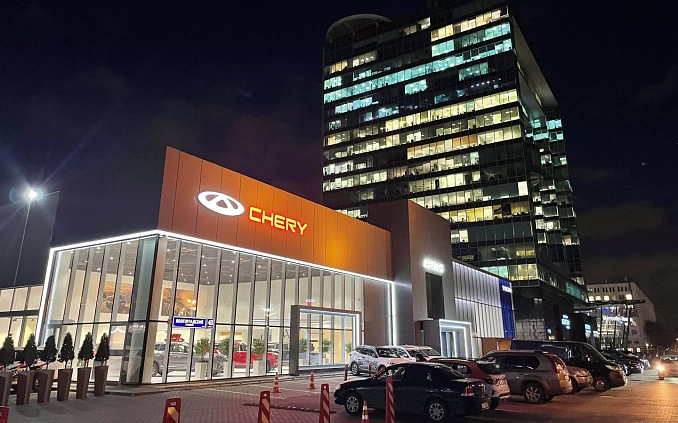 AUTONEWS: В России запретили параллельный импорт Chery и Voyah. Что будет с ценами 