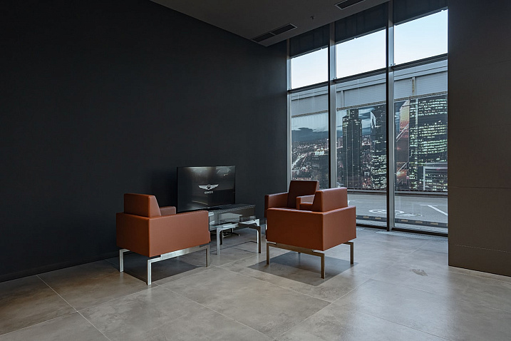 GENESIS БорисХоф Центр